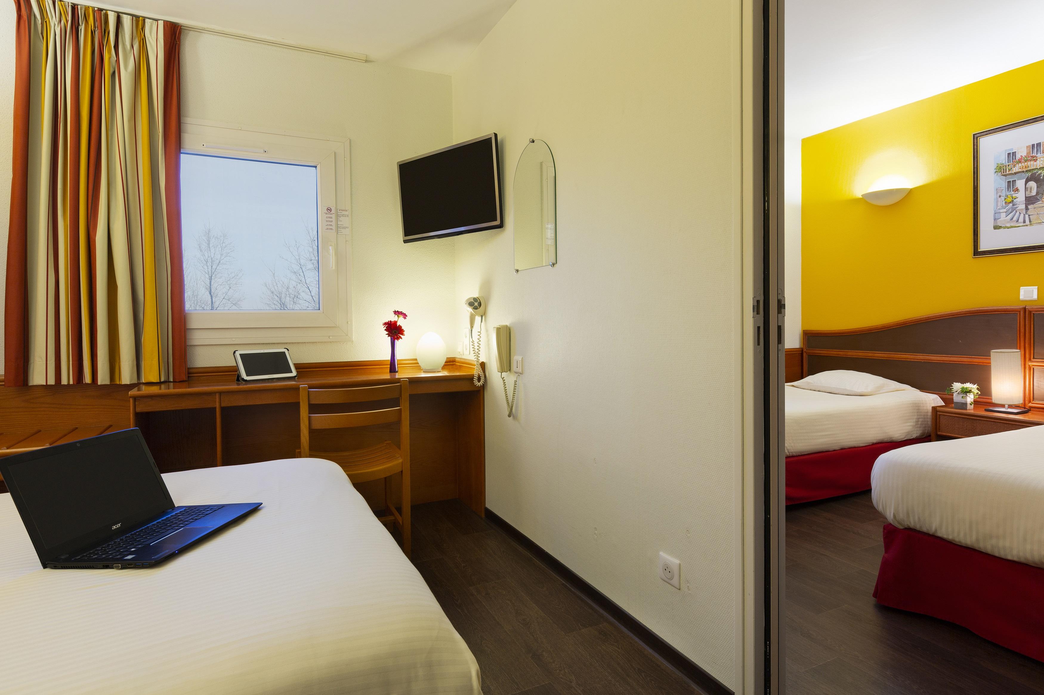 B&B Hotel Strasbourg Aeroport Holtzheim Eksteriør billede
