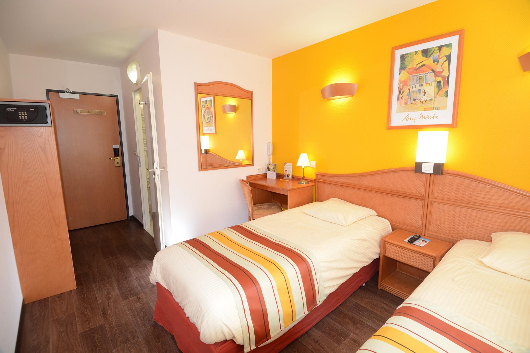 B&B Hotel Strasbourg Aeroport Holtzheim Eksteriør billede