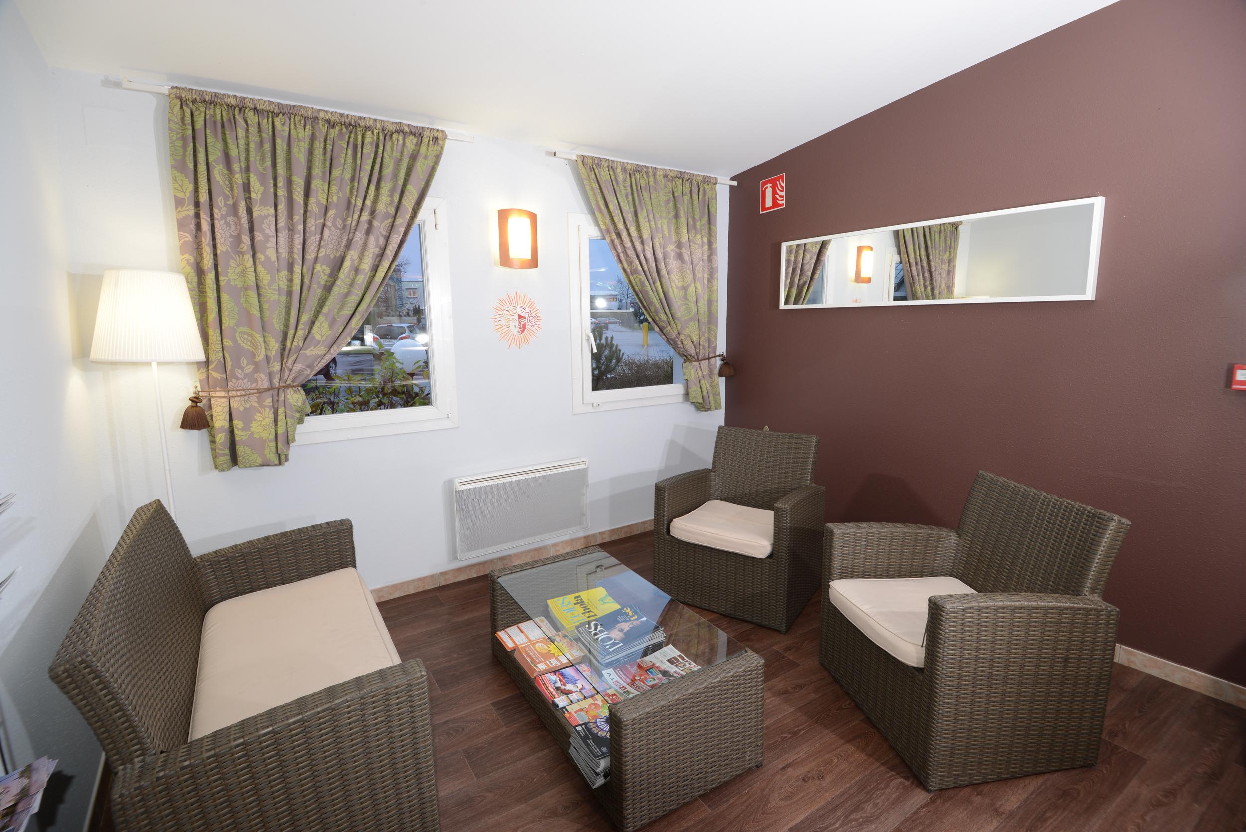 B&B Hotel Strasbourg Aeroport Holtzheim Eksteriør billede