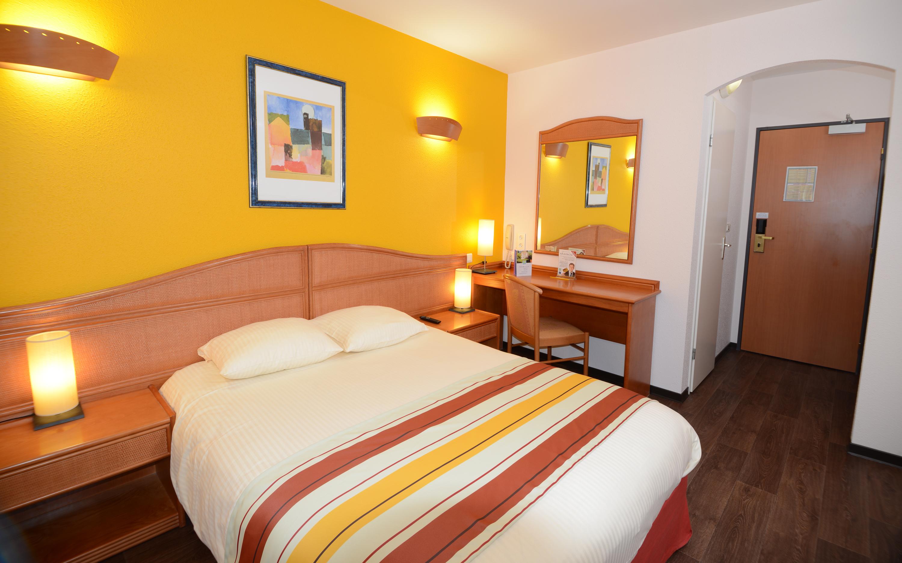 B&B Hotel Strasbourg Aeroport Holtzheim Eksteriør billede