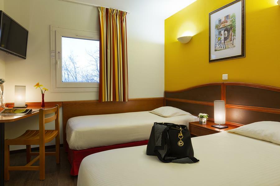 B&B Hotel Strasbourg Aeroport Holtzheim Eksteriør billede